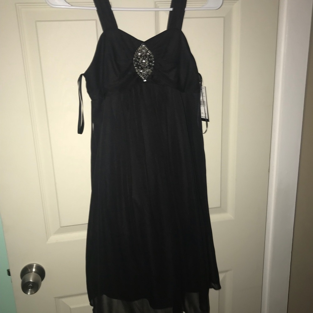 NWT Black Pendant Flowy Children’s Dress